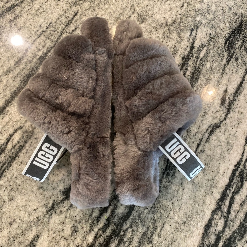 Ugg Yeah Slides View 4